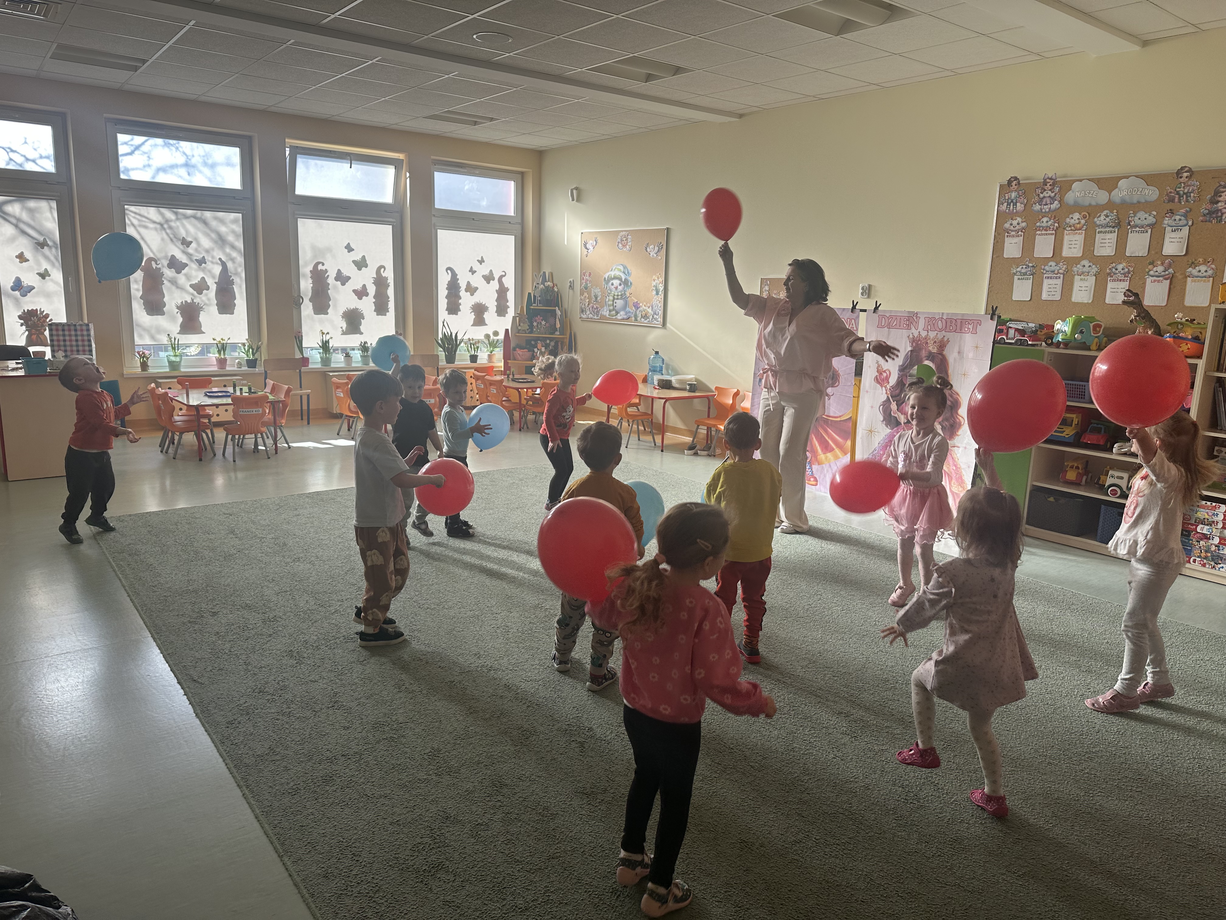 Dzień Kobiet w grupie maluszków